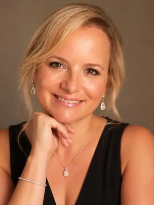 Diane Champagne โ Ottawa Wedding Officiant